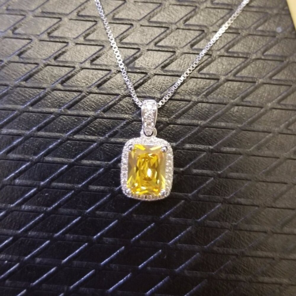 18k Swarovski Element Yellow Emerald Halo Women's Necklace